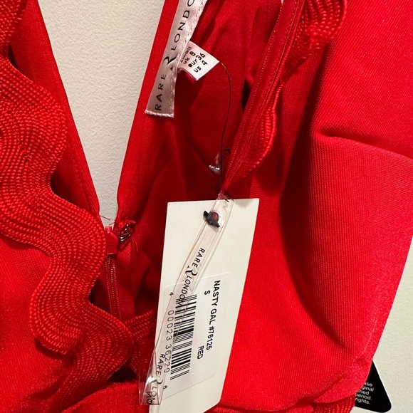 Rare London Black and Red Scalloped Dresses - Picture 5 of 5